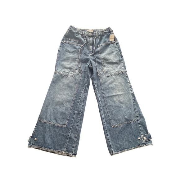 Free People CRVY Outlaw Wide Leg Jeans Mid Rise Denim Cargo Style Blue Sz Large - Picture 4 of 13